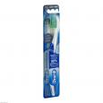 Oral B Cross Action 40 Mittel Zahnbuerste