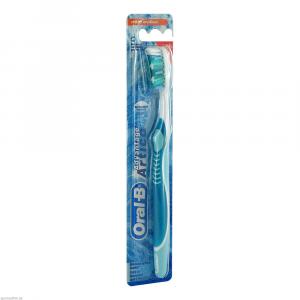 Oral B Cross Action Vitalizer 40 Mittel Zahnb.