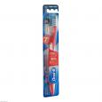 ORAL B Cross Action Compl.35 mitt.Kurzkopf Zahnb.